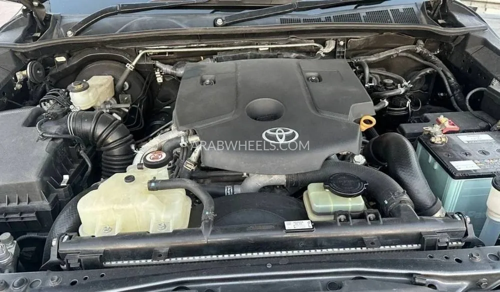 Toyota Hilux 2022 for Sale in Dubai Image-21