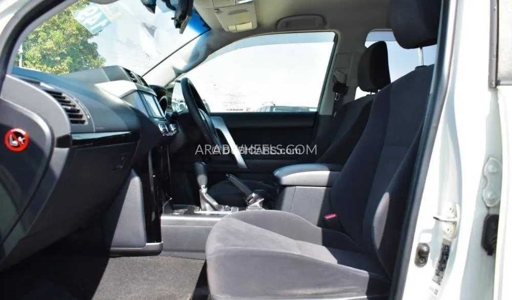 Toyota Land Cruiser Prado 2015 for Sale in Dubai Image-4