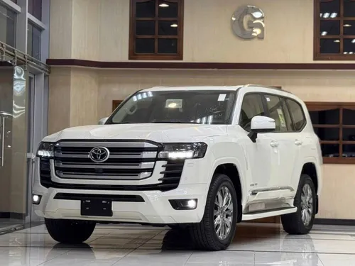 Toyota Land Cruiser 3.5T GXR 2025