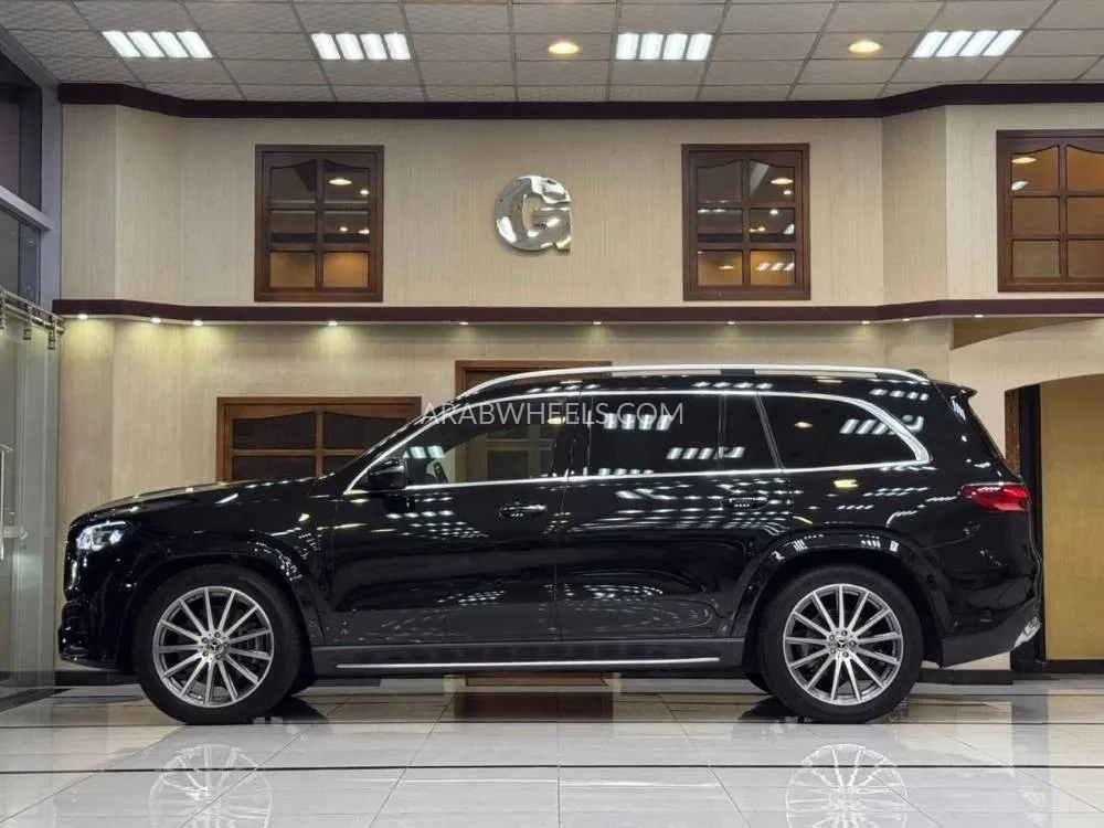 Mercedes Benz GLS 2024 for Sale in Dubai Image-4