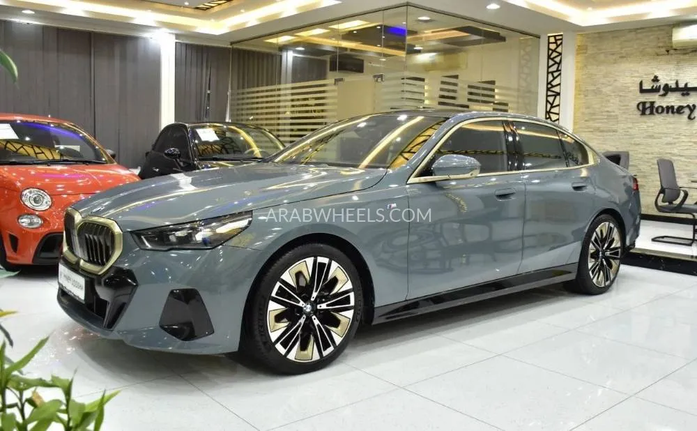 BMW 5 series 2024 for Sale in Dubai Image-3
