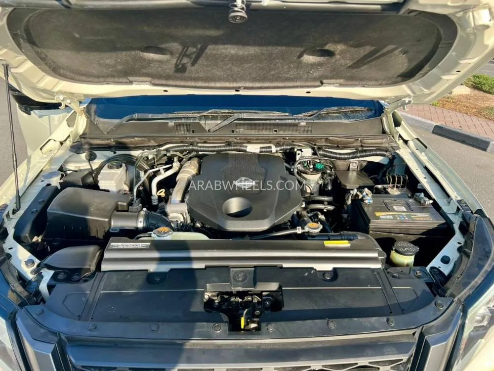 Nissan Navara 2021 for Sale in Dubai Image-13