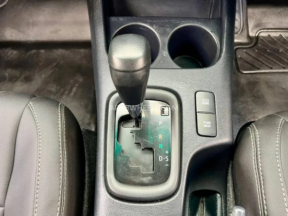 تويوتا هايلوكس 2021 for Sale in دبي Image-21