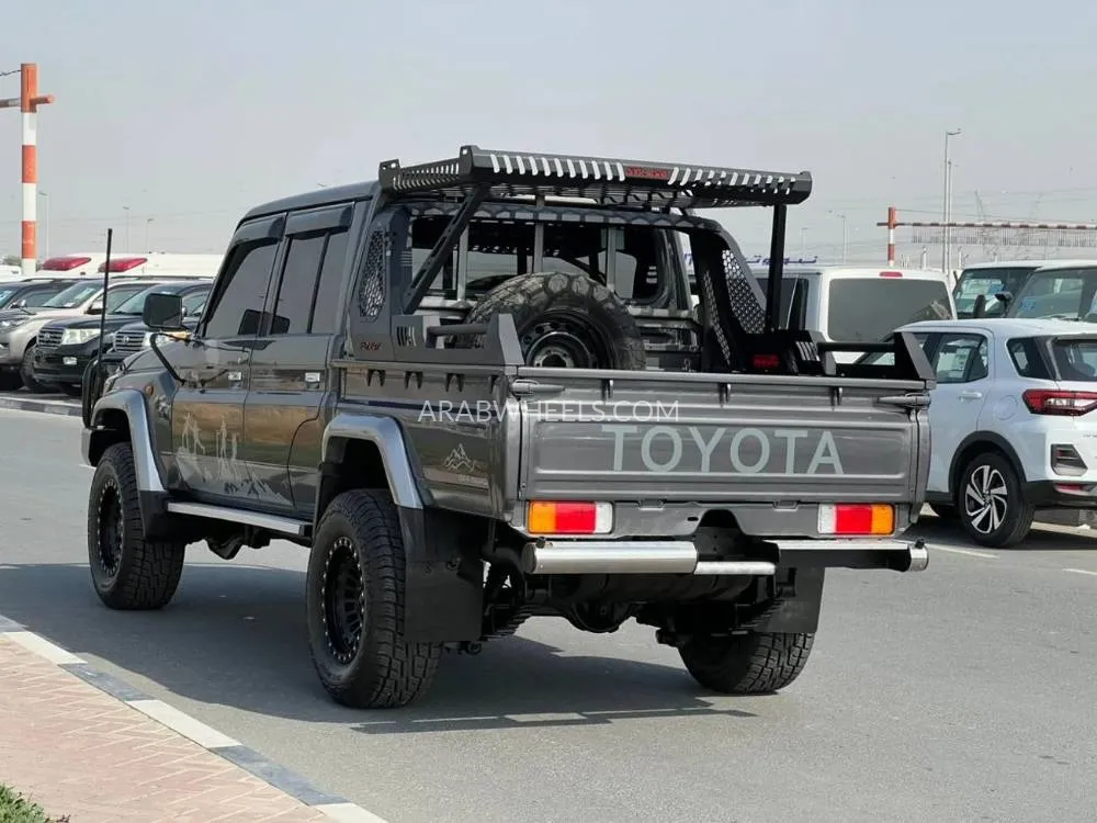 تويوتا لاند كروزر 70 سيريز 2020 for Sale in دبي Image-7