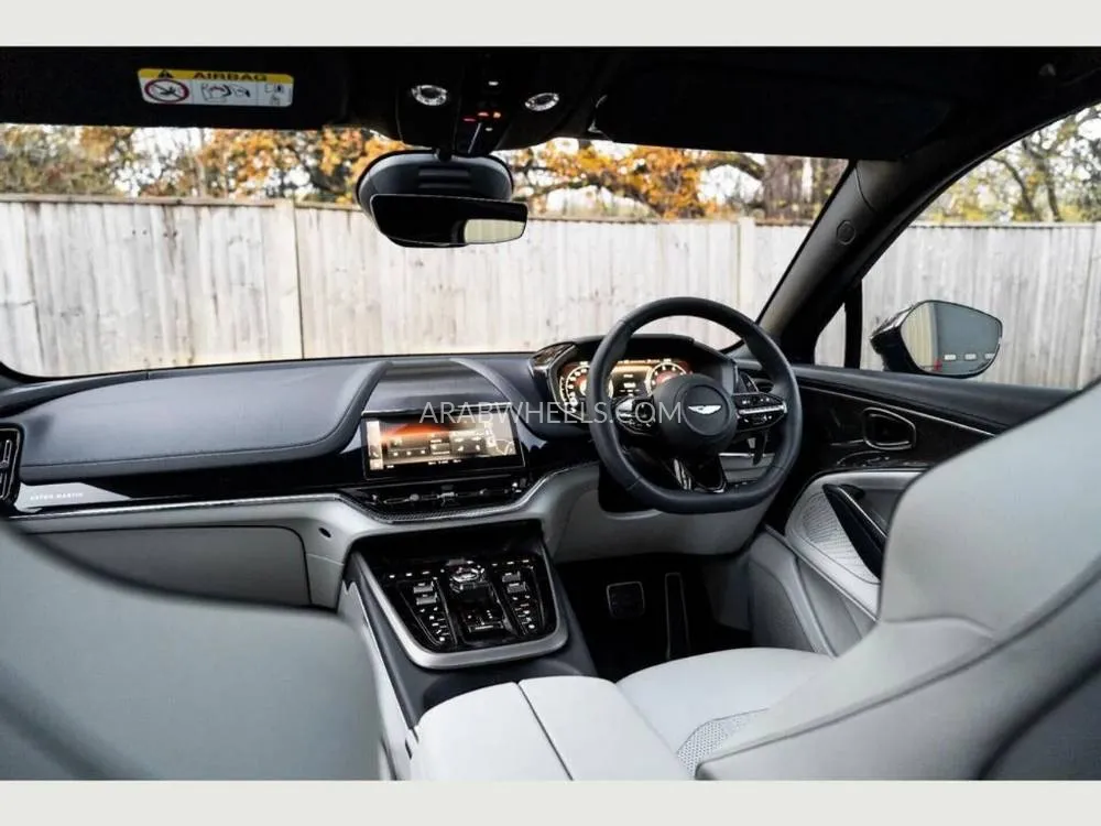 Aston Martin DBX 2025 for Sale in Dubai Image-4