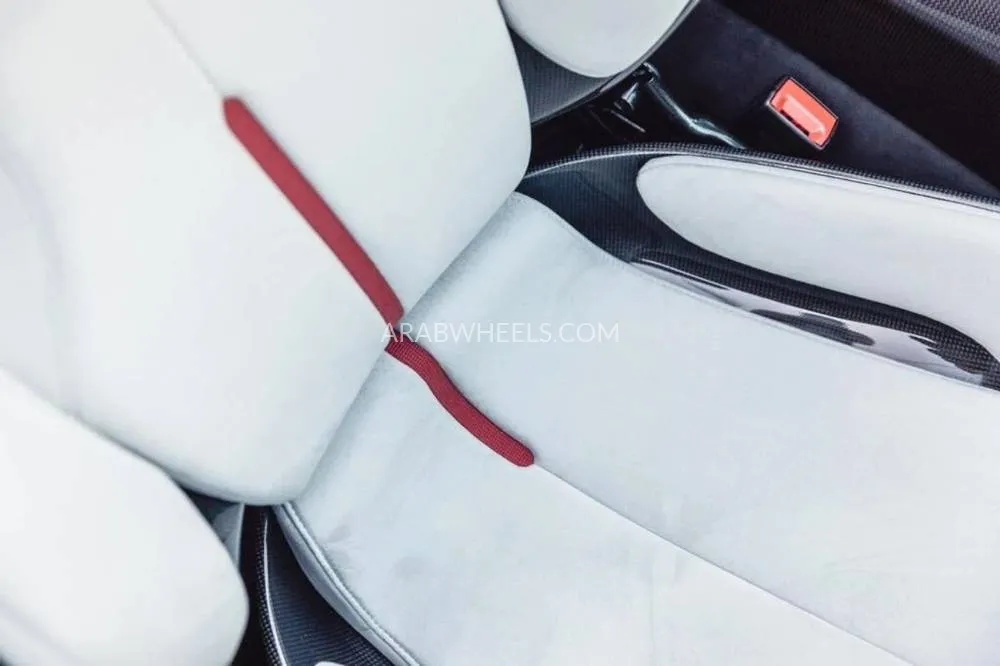 فيراري SF90 سبايدر 2022 for Sale in دبي Image-13