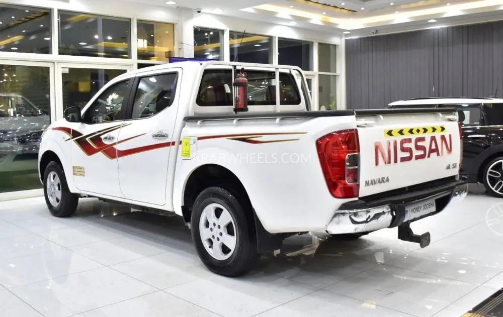 Nissan Navara 2020 for Sale in Dubai Image-7