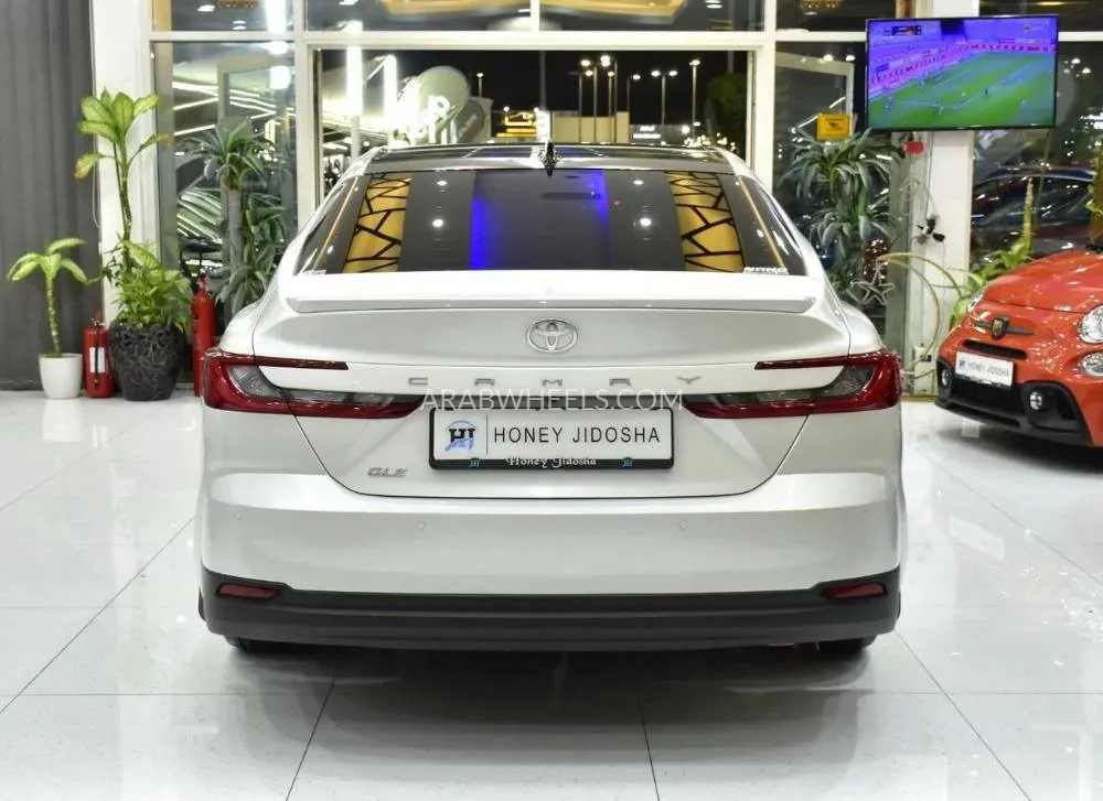 Toyota Camry 2025 for Sale in Dubai Image-5