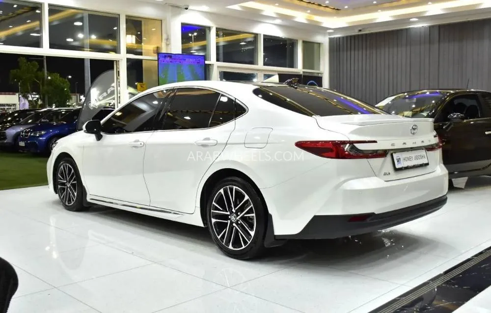 Toyota Camry 2025 for Sale in Dubai Image-7