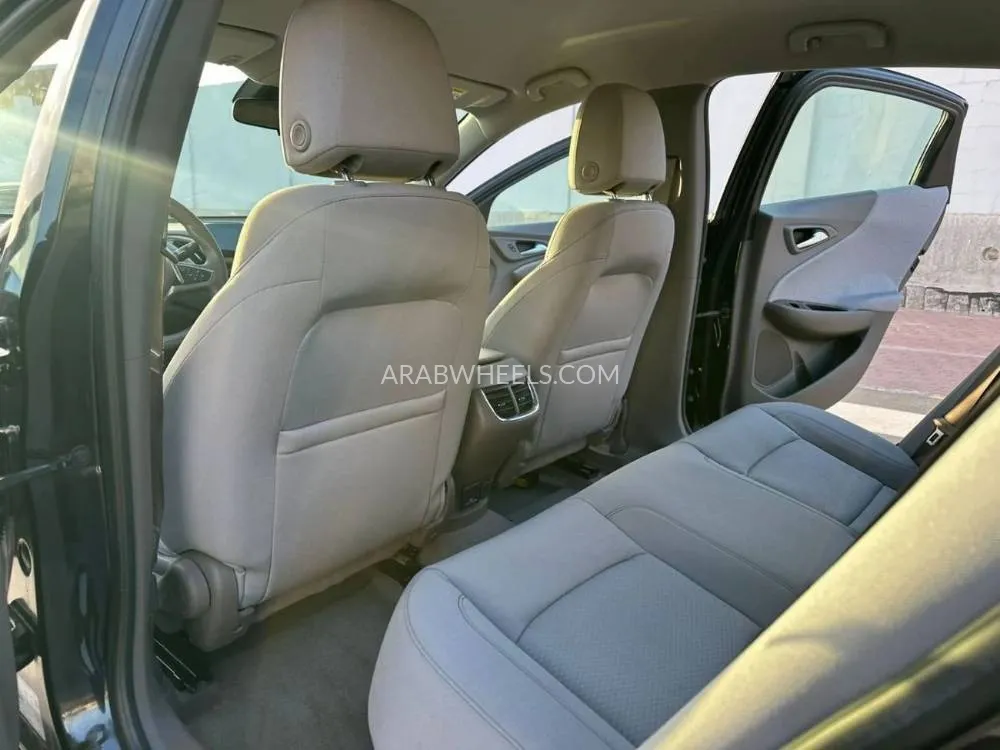 شيفروليه ماليبو 2020 for Sale in الشارقة Image-13