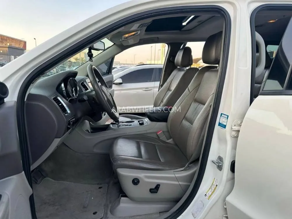 Dodge Durango 2012 for Sale in Sharjah Image-7