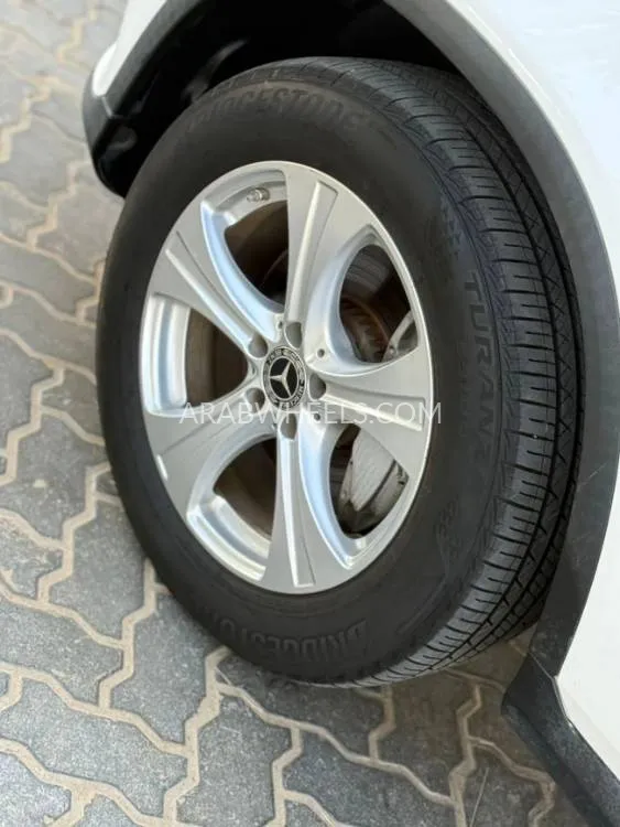 Mercedes Benz GLC Class 2018 for Sale in Sharjah Image-16