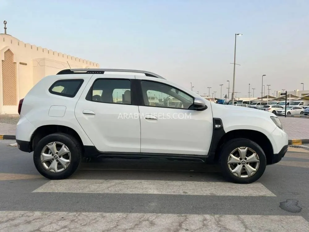 Renault Duster 2020 for Sale in Sharjah Image-4