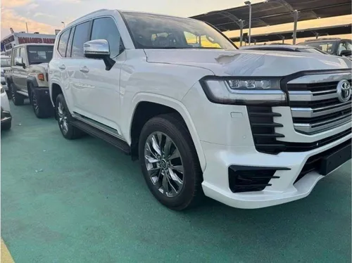 Toyota Land Cruiser 3.5T VXR 2024