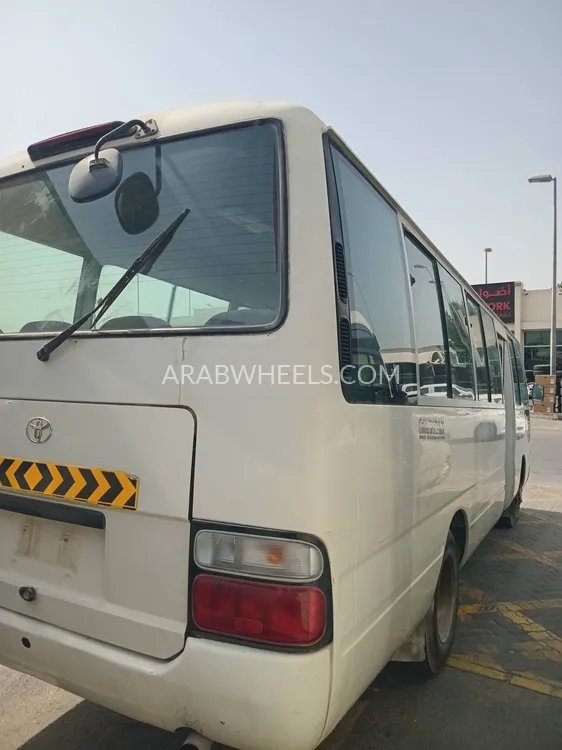 تويوتا كوستر 2007 for Sale in الشارقة Image-4