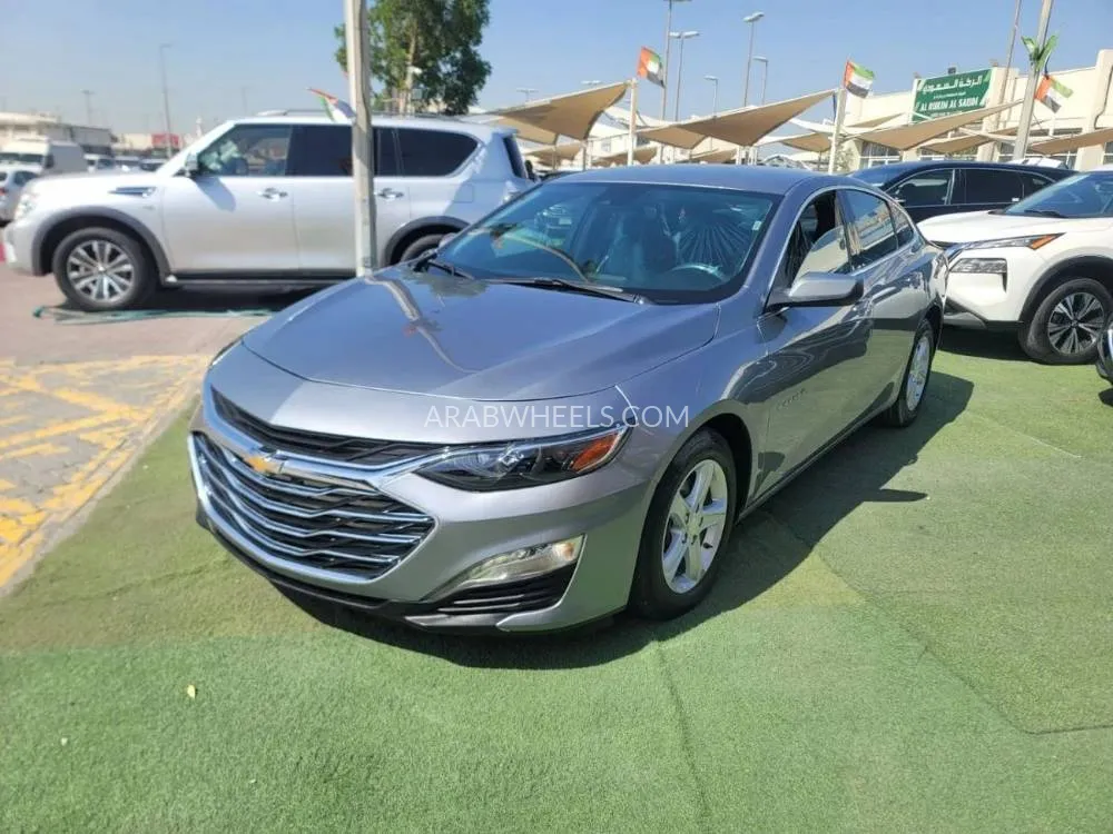 Chevrolet Malibu 2023 for Sale in Sharjah Image-2