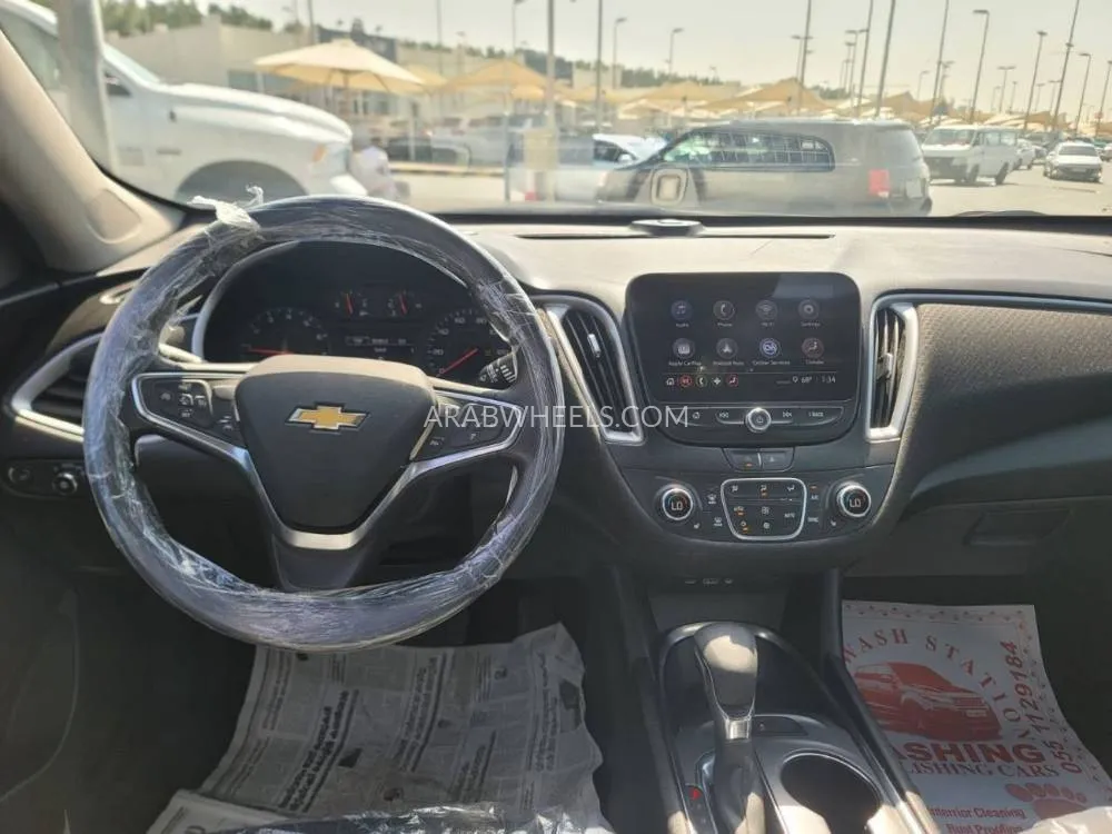 Chevrolet Malibu 2023 for Sale in Sharjah Image-11