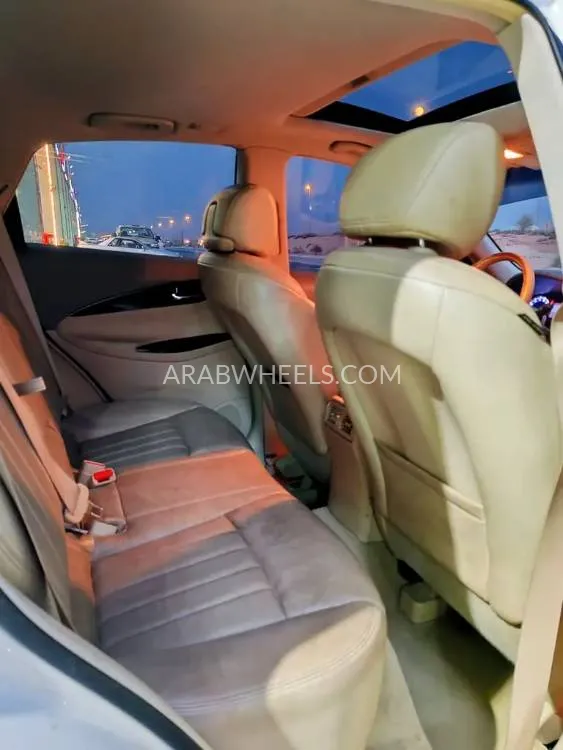 Infiniti QX50 2015 for Sale in Umm Al Quwain Image-12