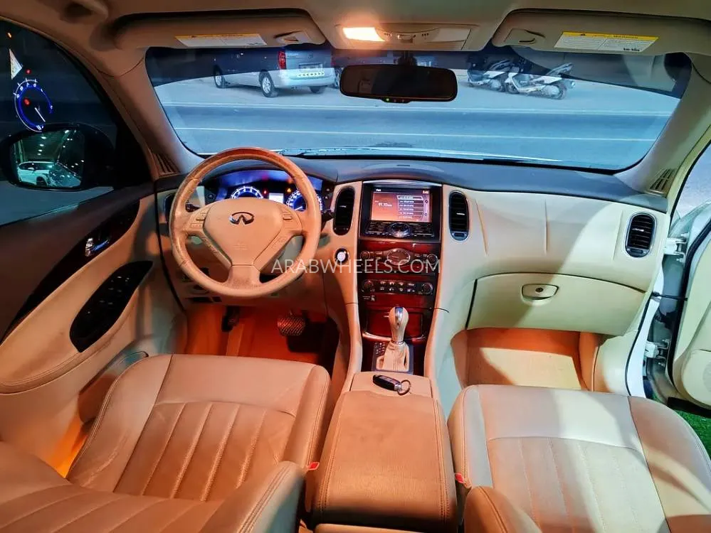 Infiniti QX50 2015 for Sale in Umm Al Quwain Image-20