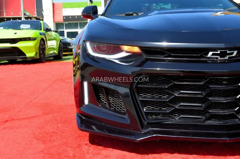 شيفروليه كامارو 2017 for Sale in الشارقة Image-6