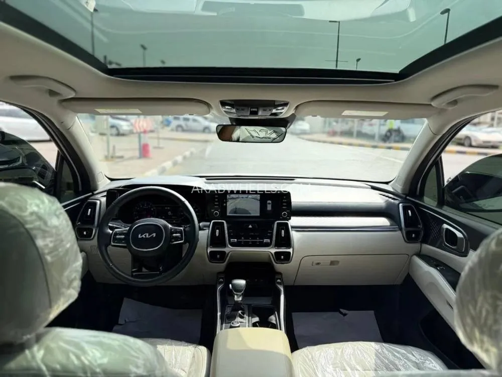Kia Sorento 2023 for Sale in Sharjah Image-12