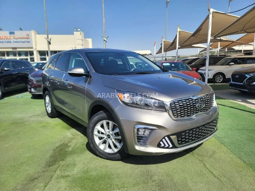 كيا سورينتو 2019 for Sale in الشارقة Image-3