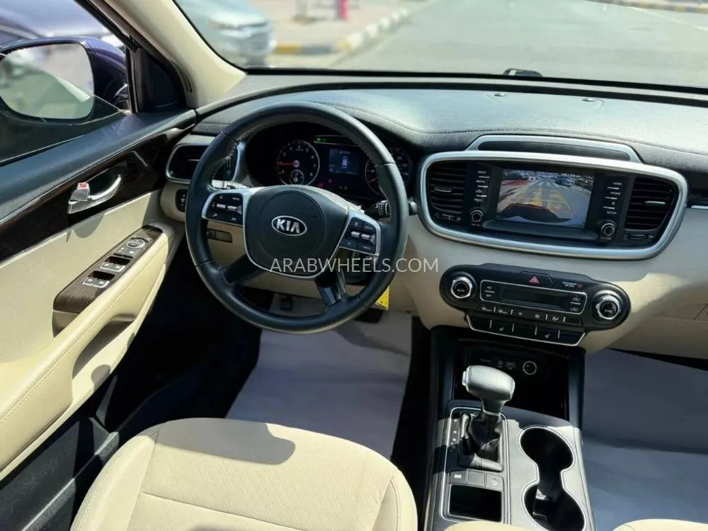 Kia Sorento 2020 for Sale in Sharjah Image-12