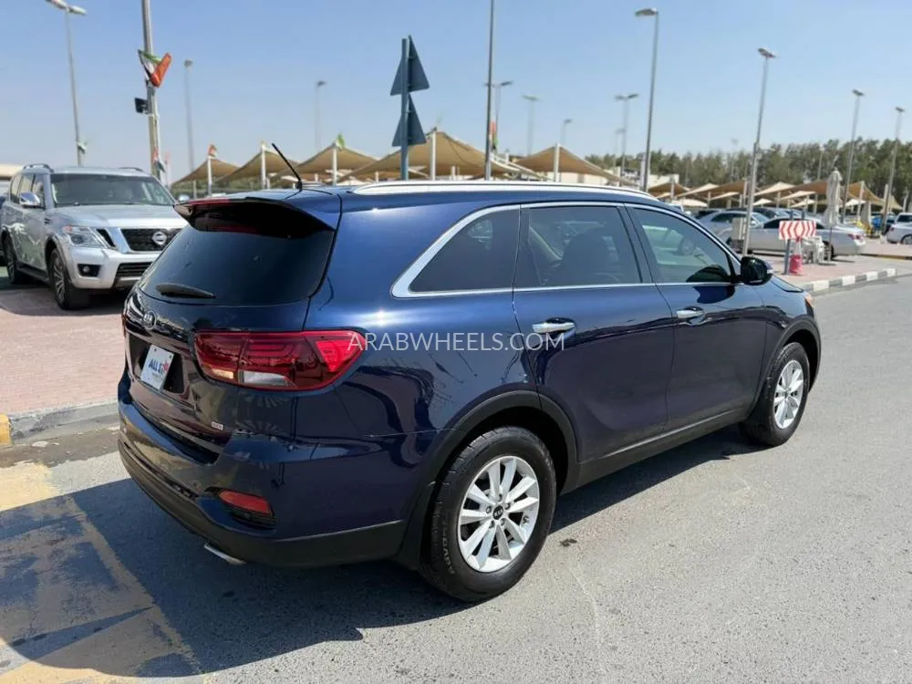 Kia Sorento 2020 for Sale in Sharjah Image-19