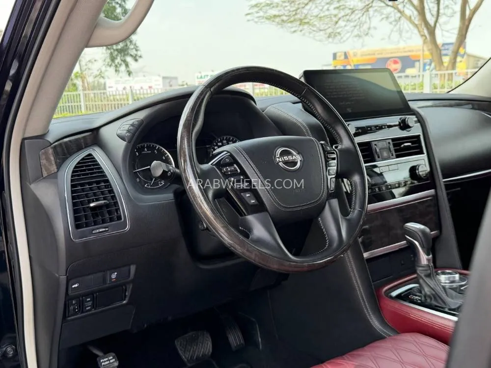 Nissan Patrol 2022 for Sale in Dubai Image-5
