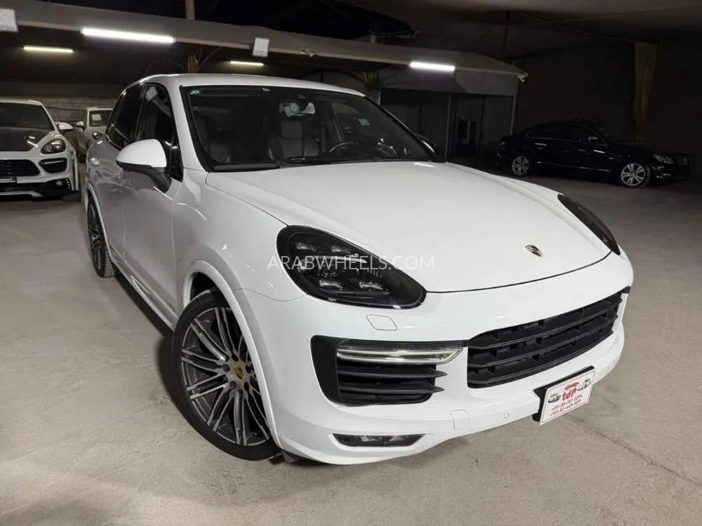 Porsche Cayenne 2016 for Sale in Dubai Image-7