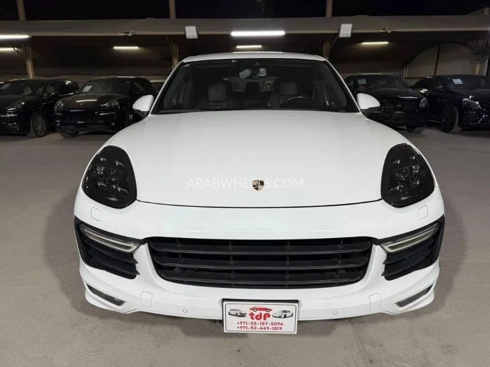 Porsche Cayenne 2016 for Sale in Dubai Image-8