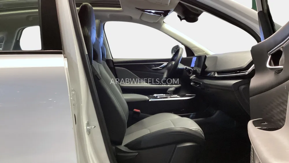 BAIC X55 2026 for Sale in Sharjah Image-27