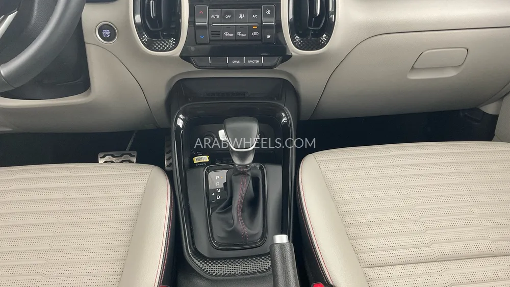 Kia Sonet 2024 for Sale in Sharjah Image-23