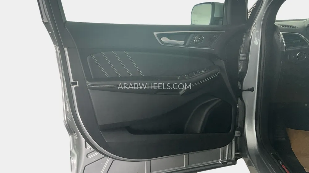 Ford Edge 2022 for Sale in Sharjah Image-18
