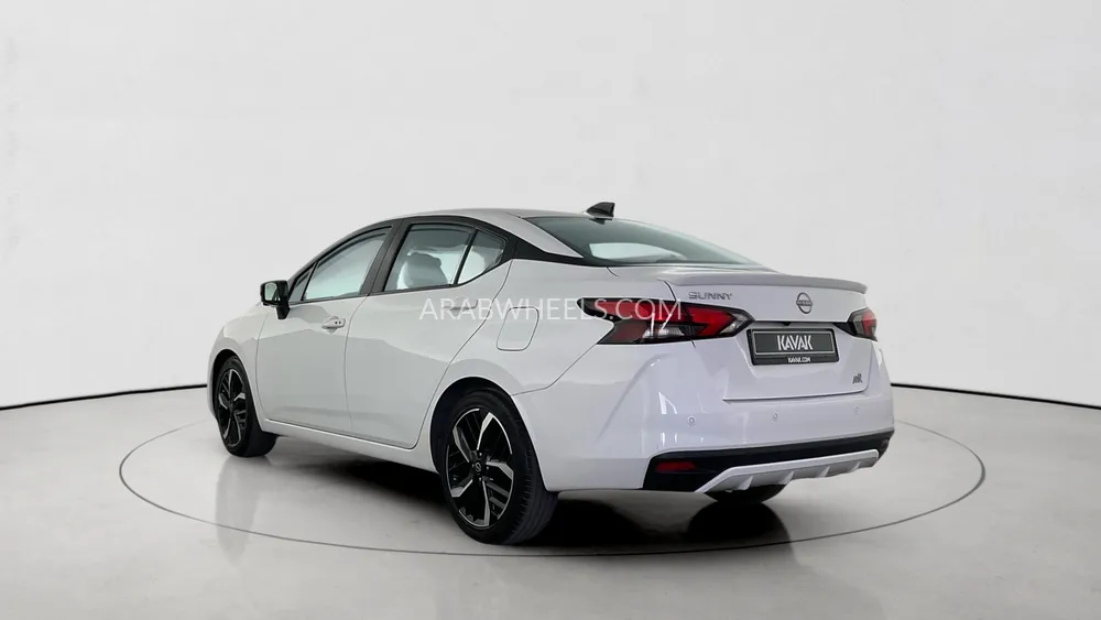 Nissan Sunny 2024 for Sale in Sharjah Image-4