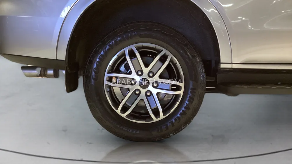 Ford Everest 2024 for Sale in Dubai Image-10