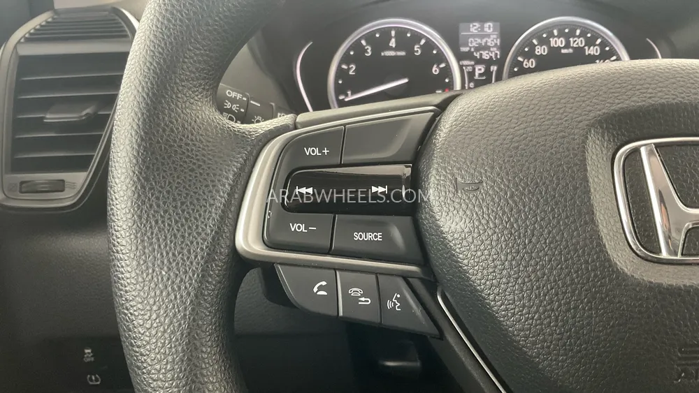 Honda City 2022 for Sale in Sharjah Image-15