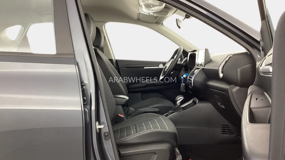 Kia Sonet 2024 for Sale in Sharjah Image-26