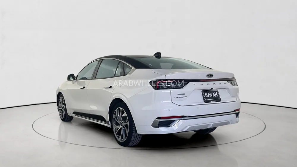 Ford Taurus 2024 for Sale in Dubai Image-4