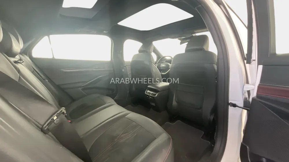 Ford Taurus 2024 for Sale in Dubai Image-27