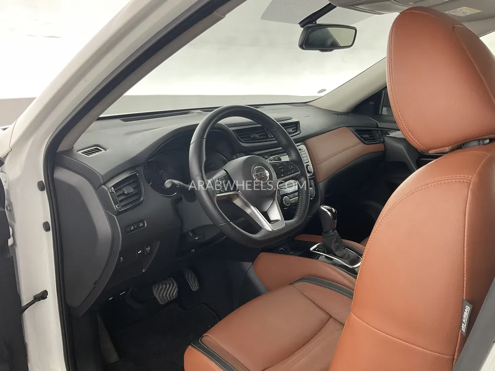 Nissan X-Trail 2022 for Sale in Dubai Image-26