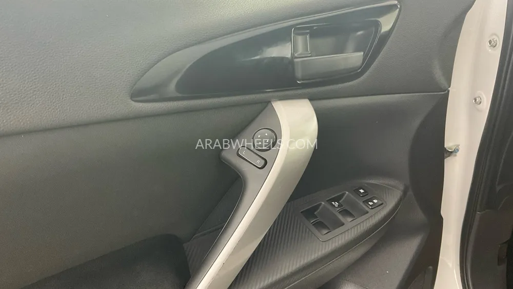 Mitsubishi Eclipse Cross 2020 for Sale in Sharjah Image-35
