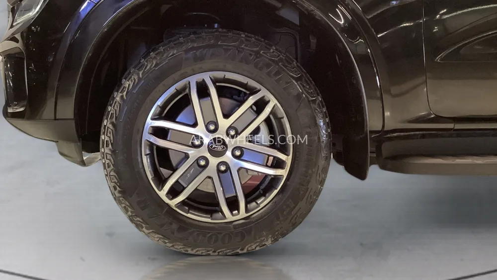 Ford Everest 2024 for Sale in Dubai Image-9