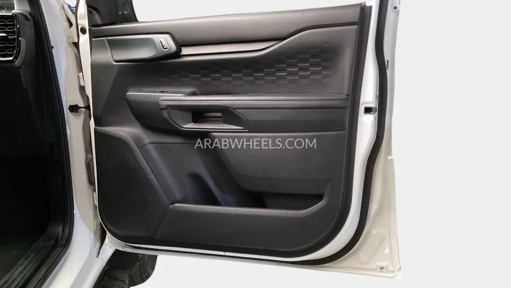 Ford Everest 2024 for Sale in Dubai Image-26