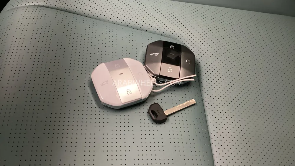 جاكوار تي 1 2026 for Sale in دبي Image-18