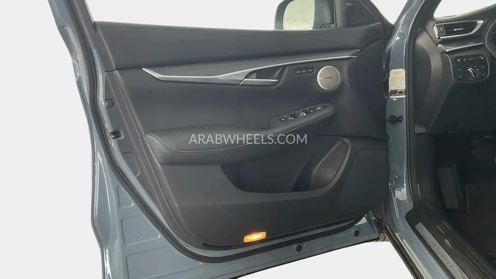 Infiniti QX50 2024 for Sale in Sharjah Image-18