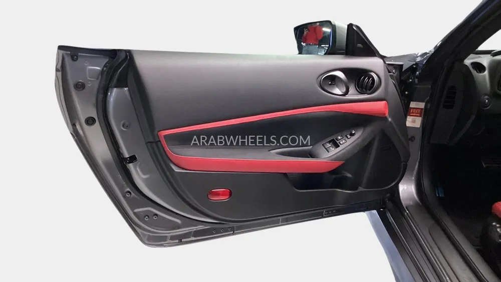 Nissan 400z 2024 for Sale in Sharjah Image-12