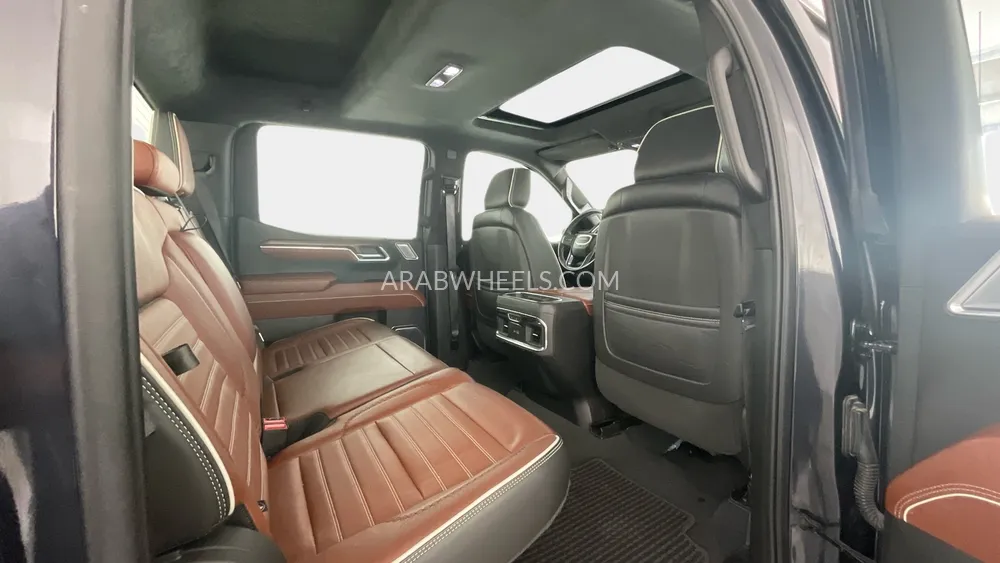GMC Sierra 2023 for Sale in Sharjah Image-27