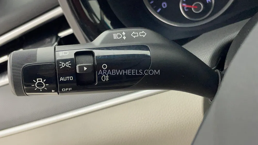 Kia K5 2023 for Sale in Dubai Image-35