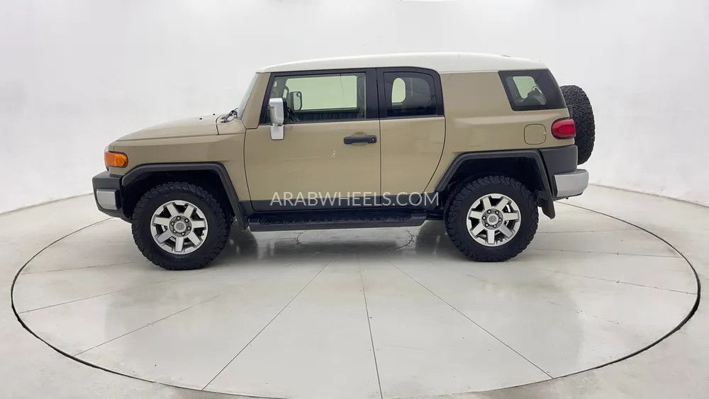 Toyota FJ Cruiser 2021 for Sale in Dubai Image-6